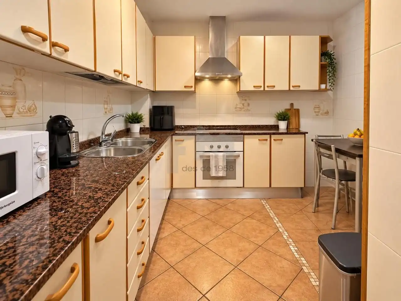 Piso con ascensor en venta en calle dels Ferrocarrils Catalans, imagen 5