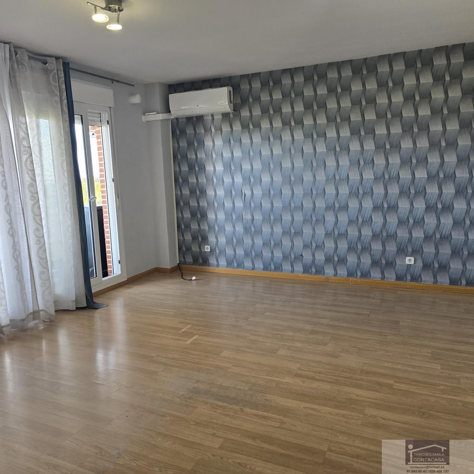 Dormitori de Pis en venda en Colmenar Viejo amb Calefacció, Parquet i Terrassa