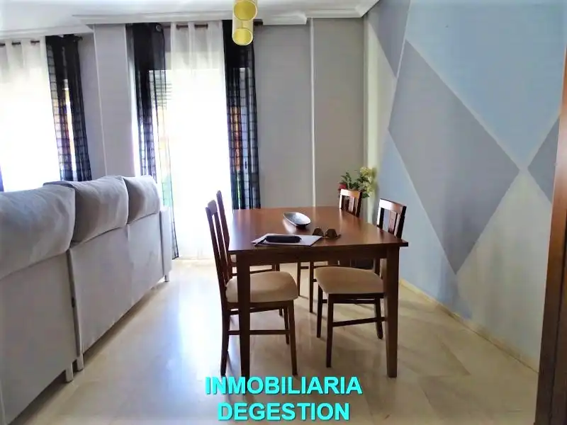 Habitación de Dúplex en venta en Linares con Aire acondicionado, Calefacción y Terraza