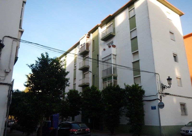 Vista exterior de Pis en venda en La Línea de la Concepción