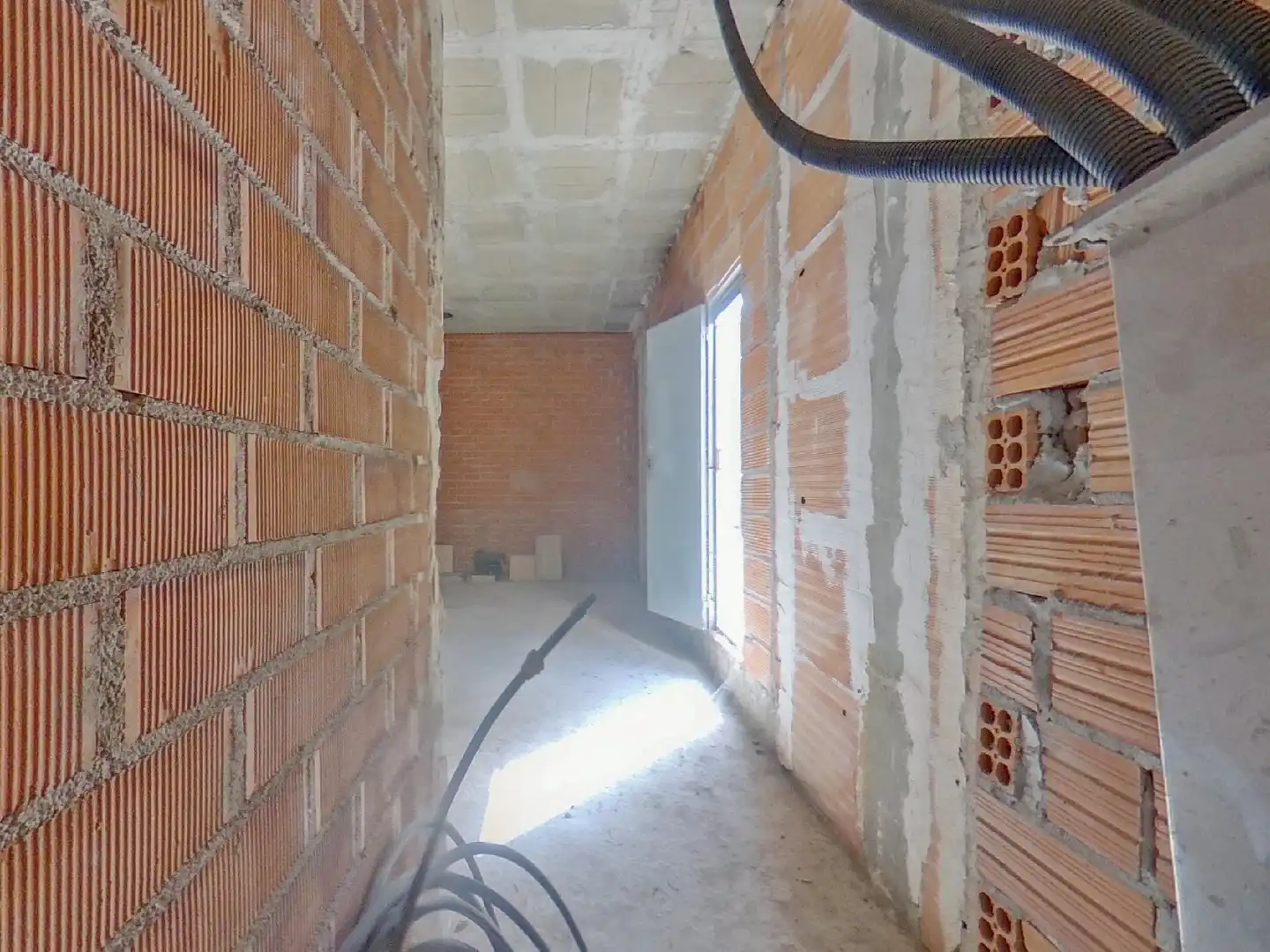 Commercial properties for sale in Llevant