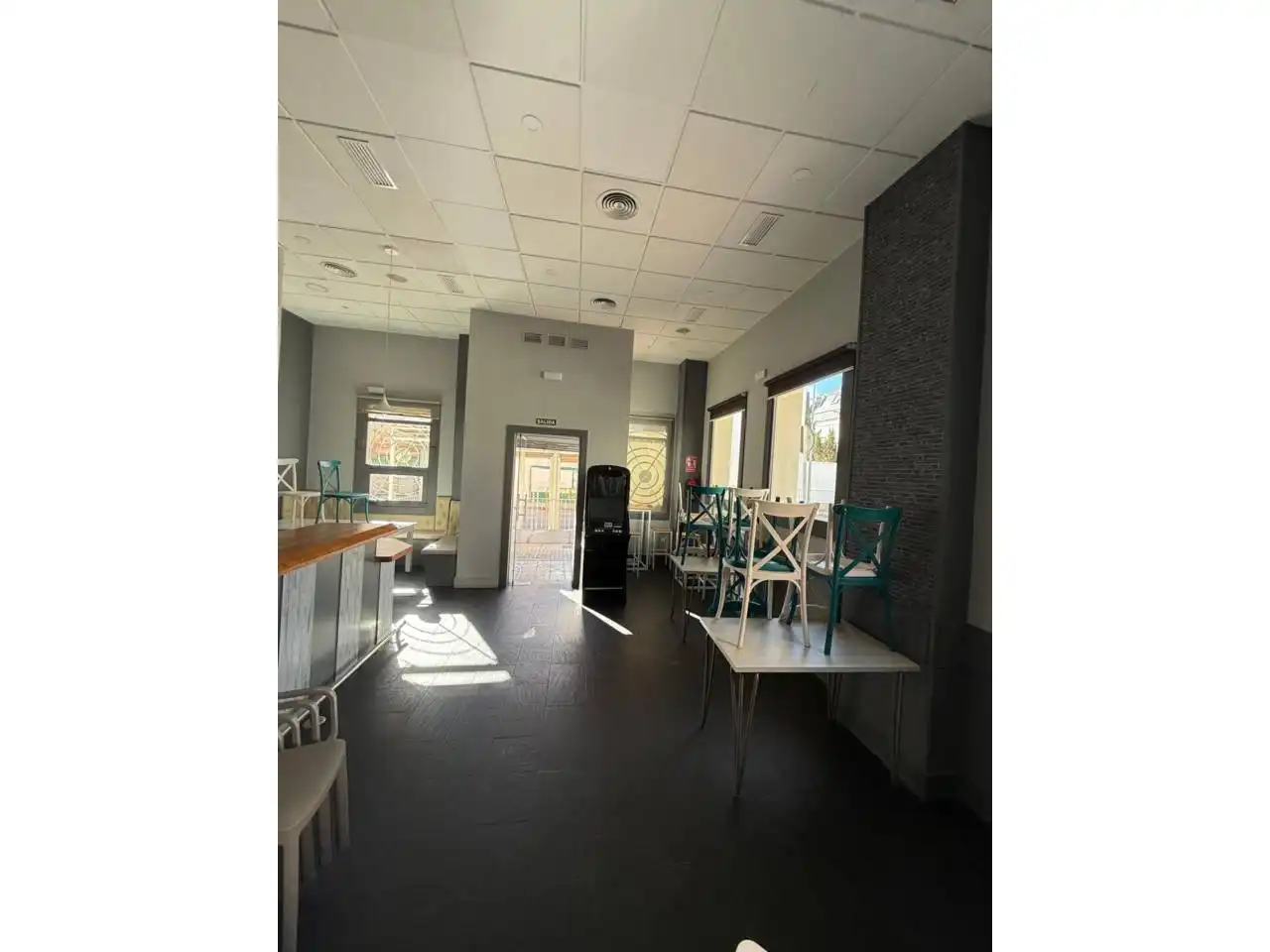 Local comercial en venda a Úbeda, imagen 2