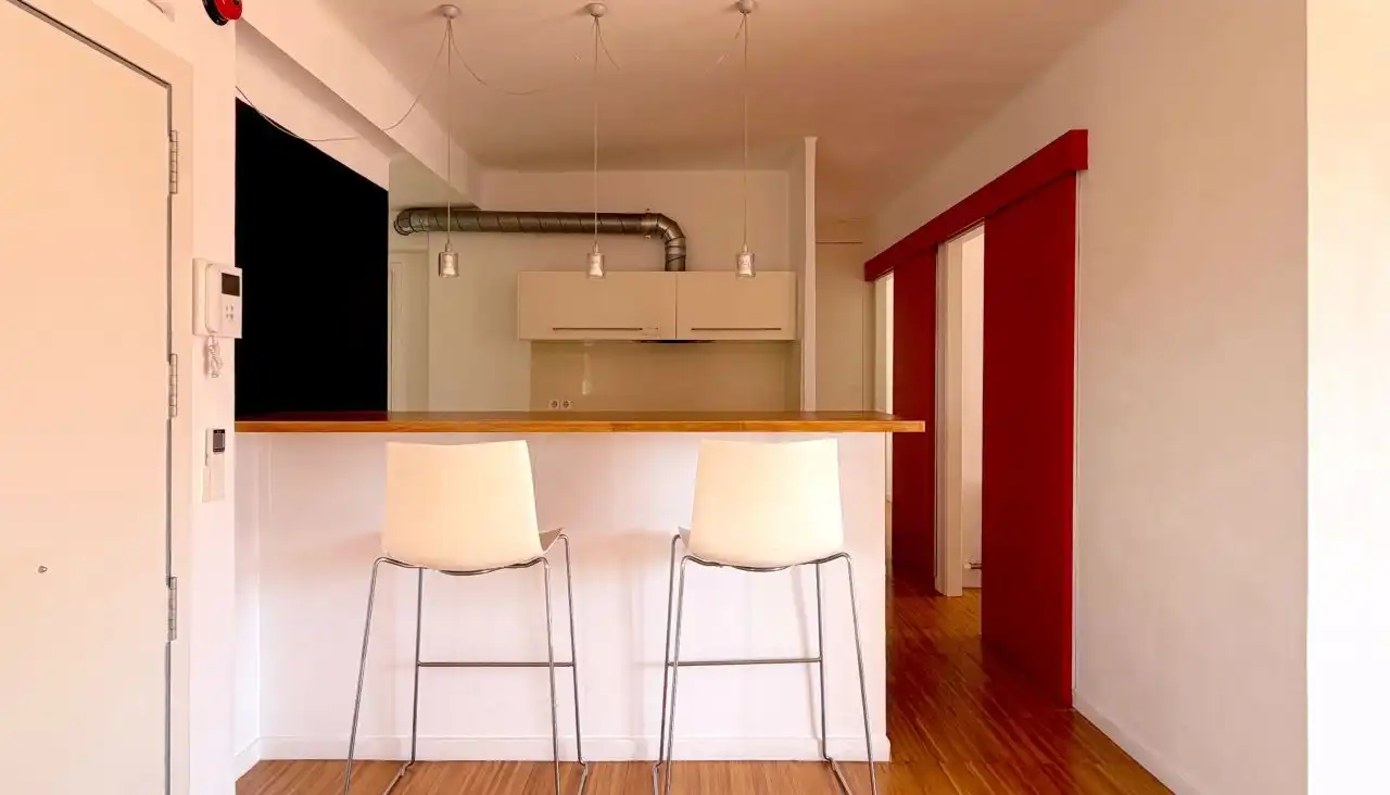Küche von Wohnung zum Verkauf in Barcelona mit Klimaanlage, Heizung und Terrasse