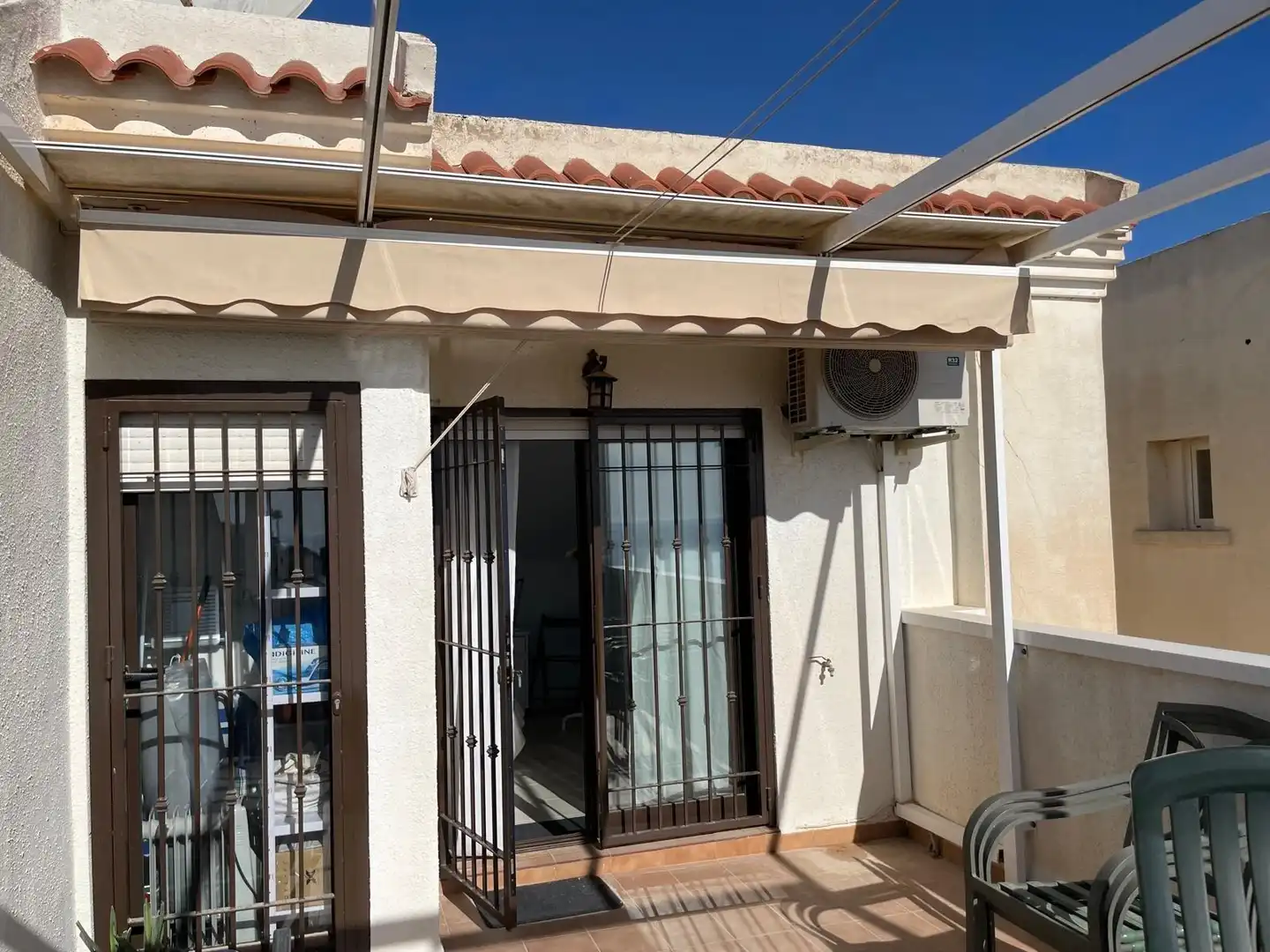 Terrassa de Dúplex de lloguer en Santa Pola amb Aire condicionat, Calefacció i Jardí privat