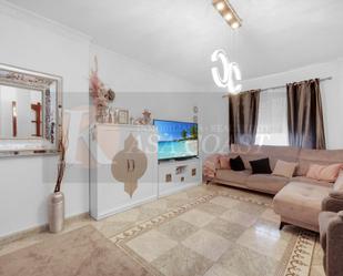 Living room of Single-family semi-detached for sale in Fuengirola  with Air Conditioner, Terrace and Balcony