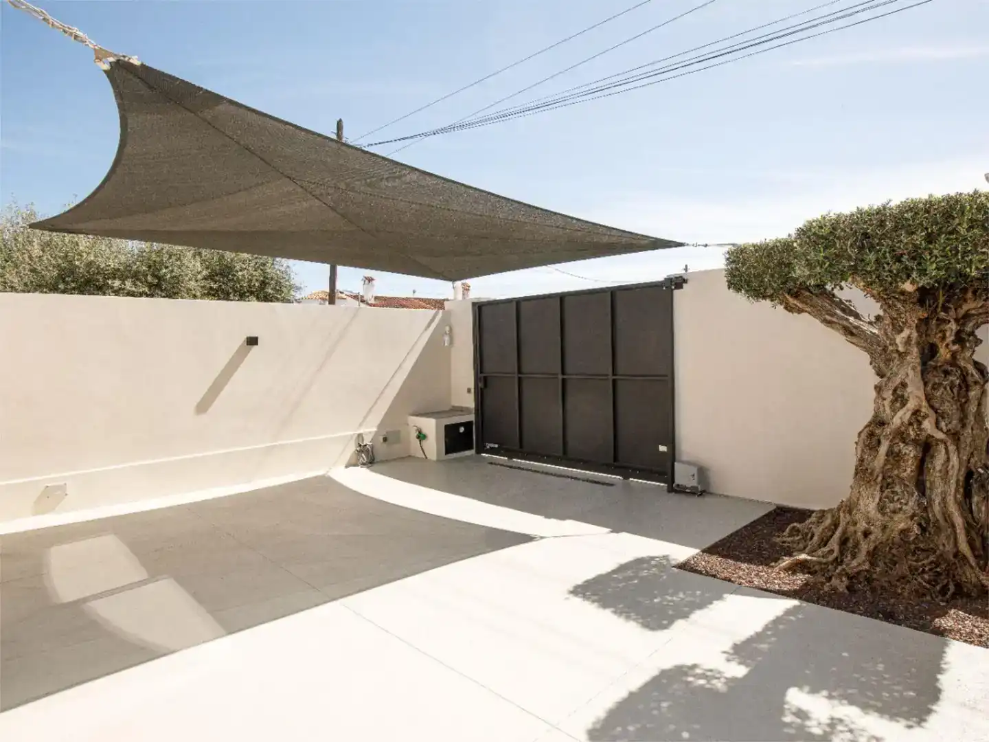 Terrace of Houses for sale in Empuriabrava  with Air Conditioner, Swimming Pool and Balcony