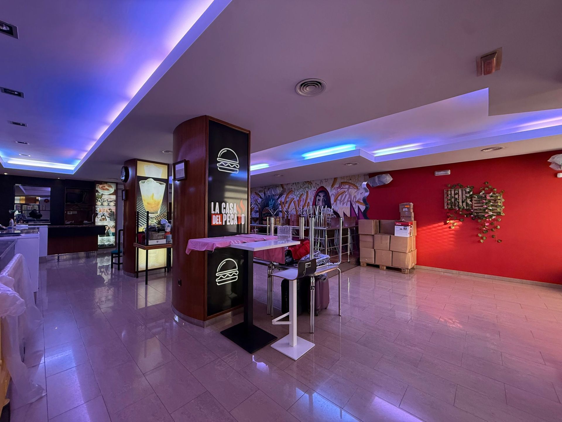 Local en venda en Socuéllamos amb Aire condicionat, Calefacció i Moblat