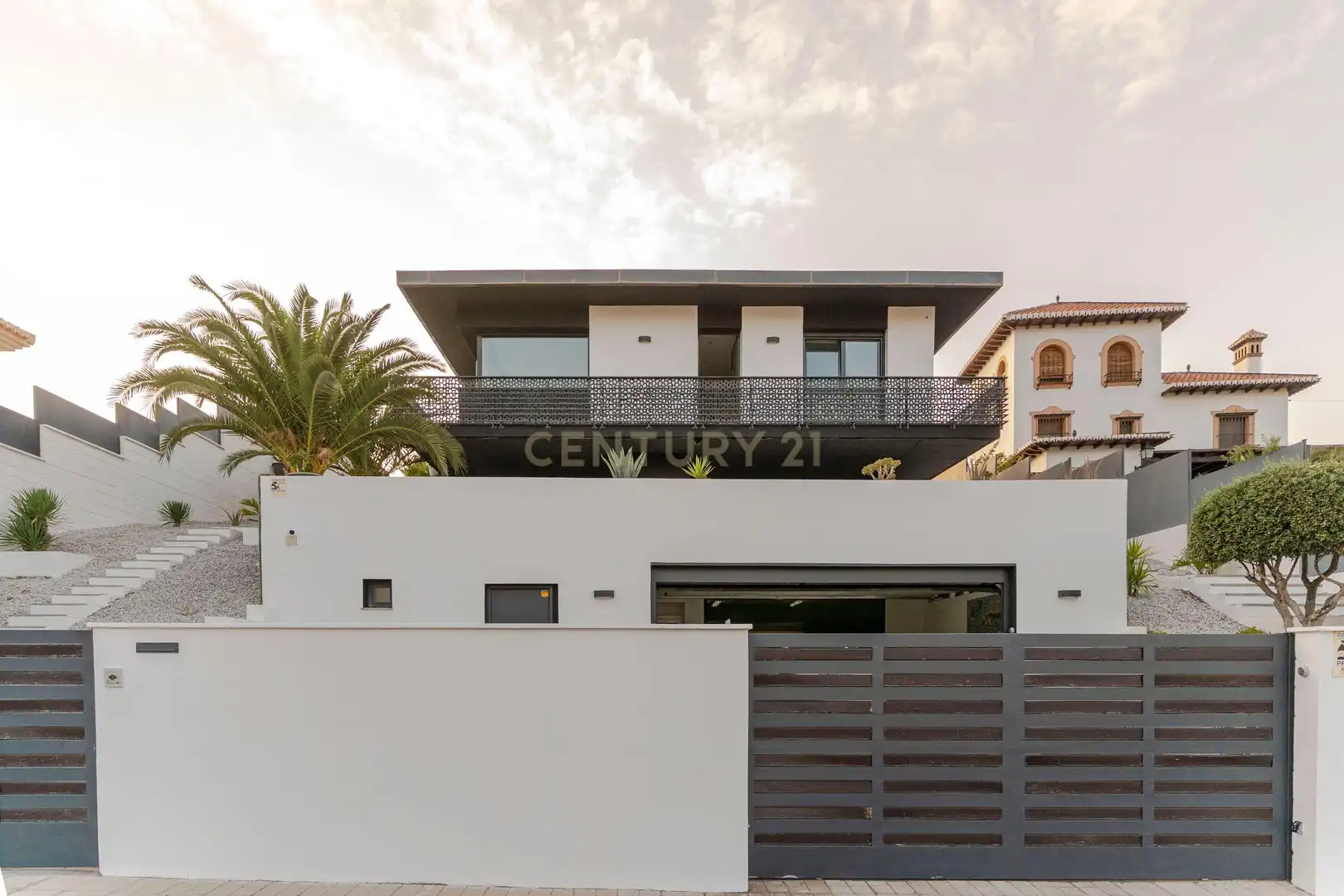 Exterior view of Houses for sale in Pinos Genil