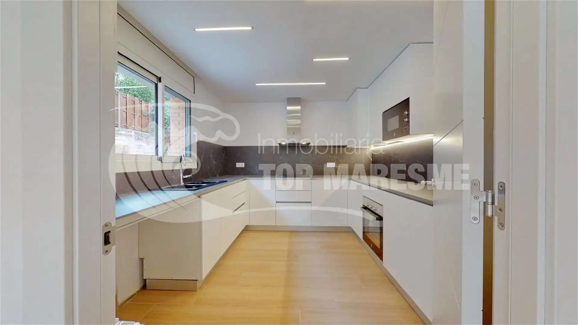 Planta baja en venta en Carrer Illes Medes, 22, Les Franqueses del Vallès