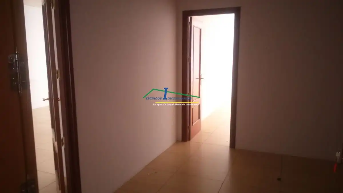 Oficina amb ascensor en venda a Sur, imagen 7