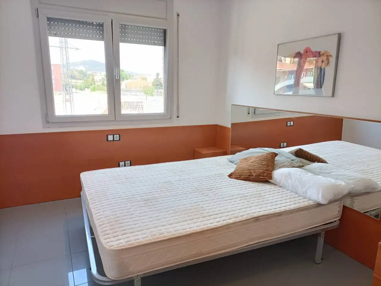 Habitación de Piso en venta en Vic con Calefacción, Terraza y Amueblado