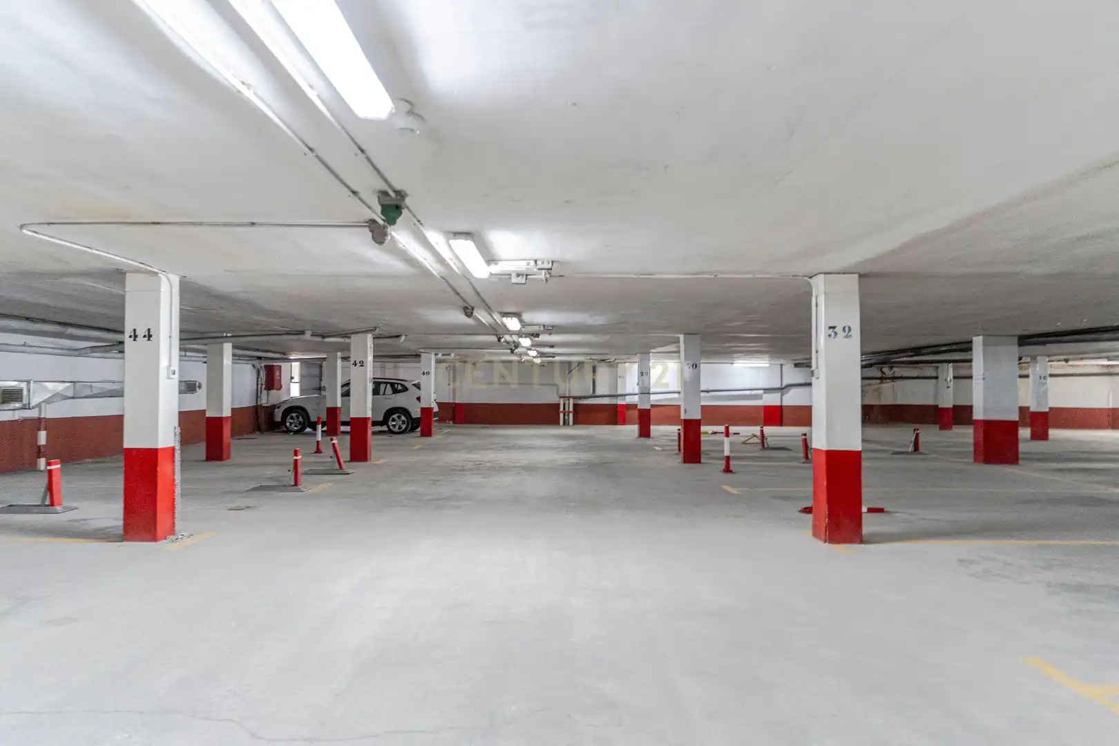 Parking de Local en venta en Sierra Nevada