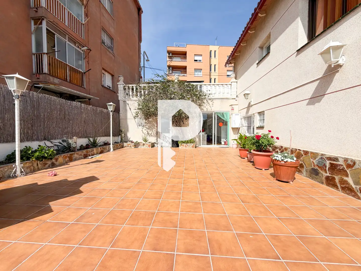 Terrassa de Casa o xalet en venda en El Papiol amb Aire condicionat, Calefacció i Jardí privat