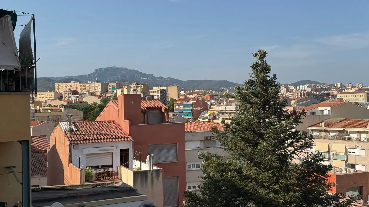 Vista exterior de Pis en venda en Terrassa amb Calefacció