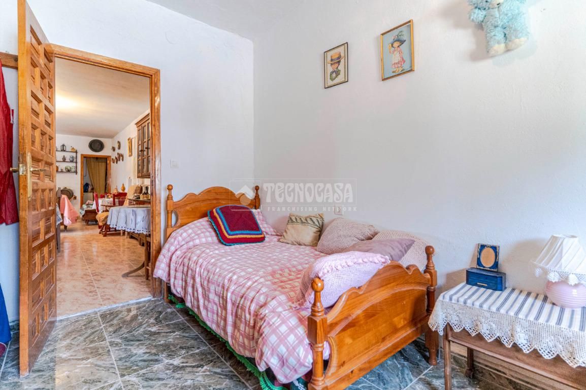 Dormitori de Finca rústica en venda en Motril amb Jardí privat i Terrassa