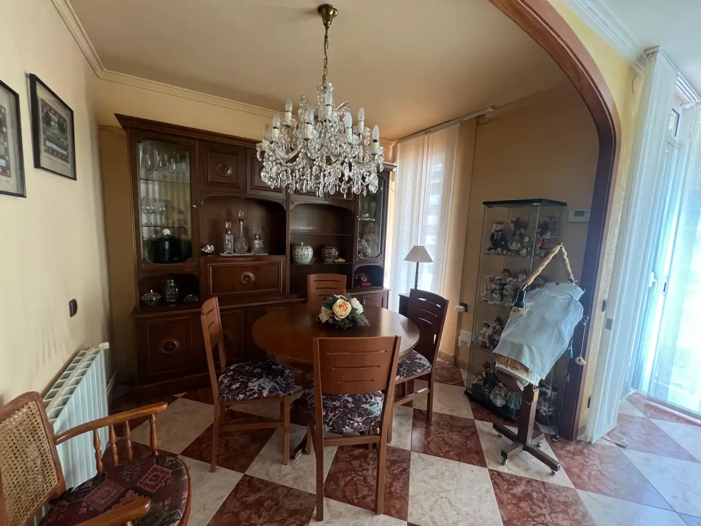 Comedor de Piso en venta en Molins de Rei, Barcelona