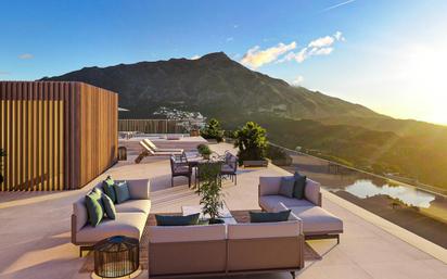 Terrace of Attic for sale in Benahavís  with Air Conditioner, Heating and Private garden