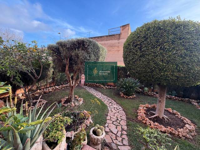 Planta baja en Venta en  ELDA, 3 en Norte