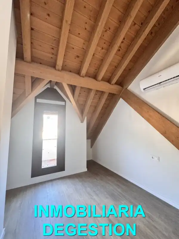 Dúplex en venda en La Iruela amb Aire condicionat, Calefacció i Parquet