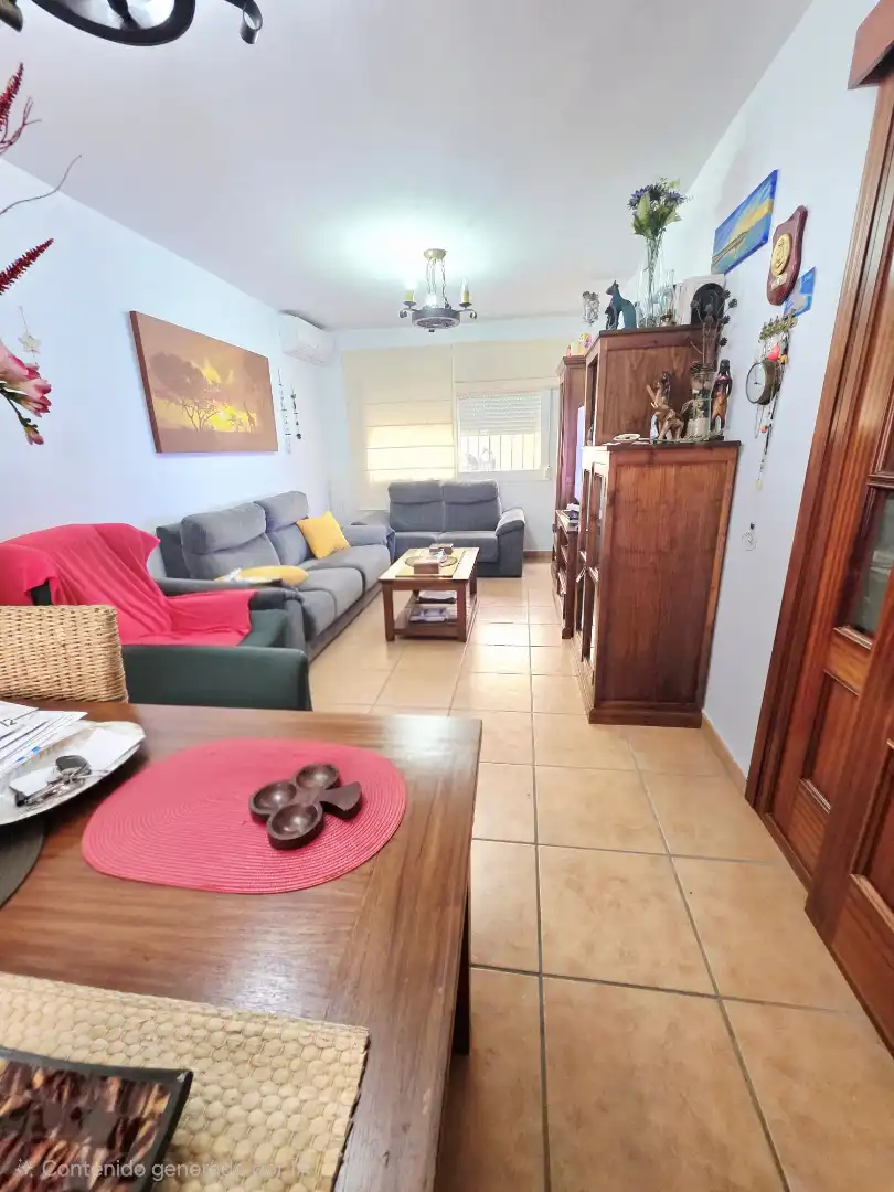 Sala de estar de Casa adosada en venta en Tarifa con Aire acondicionado, Jardín privado y Terraza
