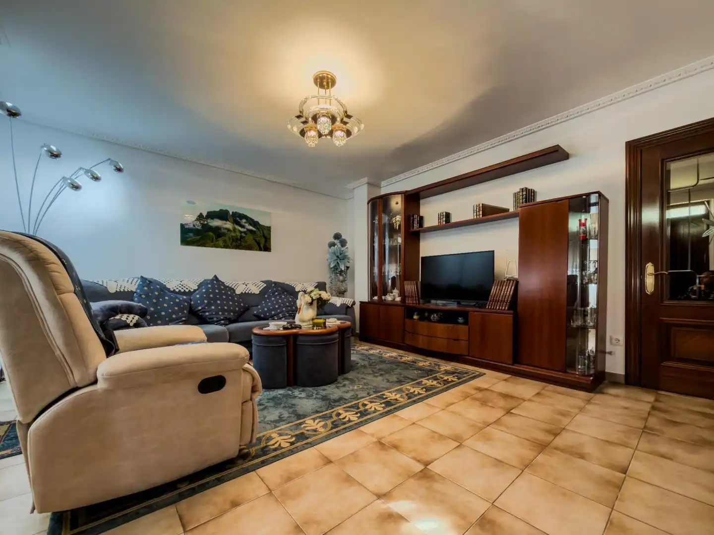 Sala d'estar de Casa o xalet en venda en Suances amb Calefacció, Jardí privat i Terrassa