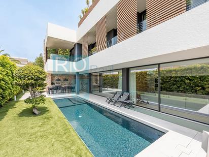 Piscina de Casa o xalet en venda en Cambrils amb Aire condicionat, Calefacció i Jardí privat