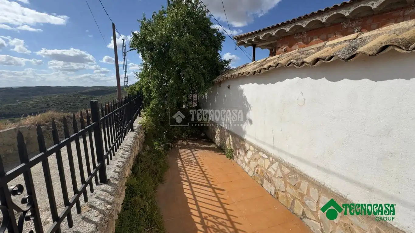 Casa adosada en venta en Zafra de Záncara con Aire acondicionado, Calefacción y Amueblado