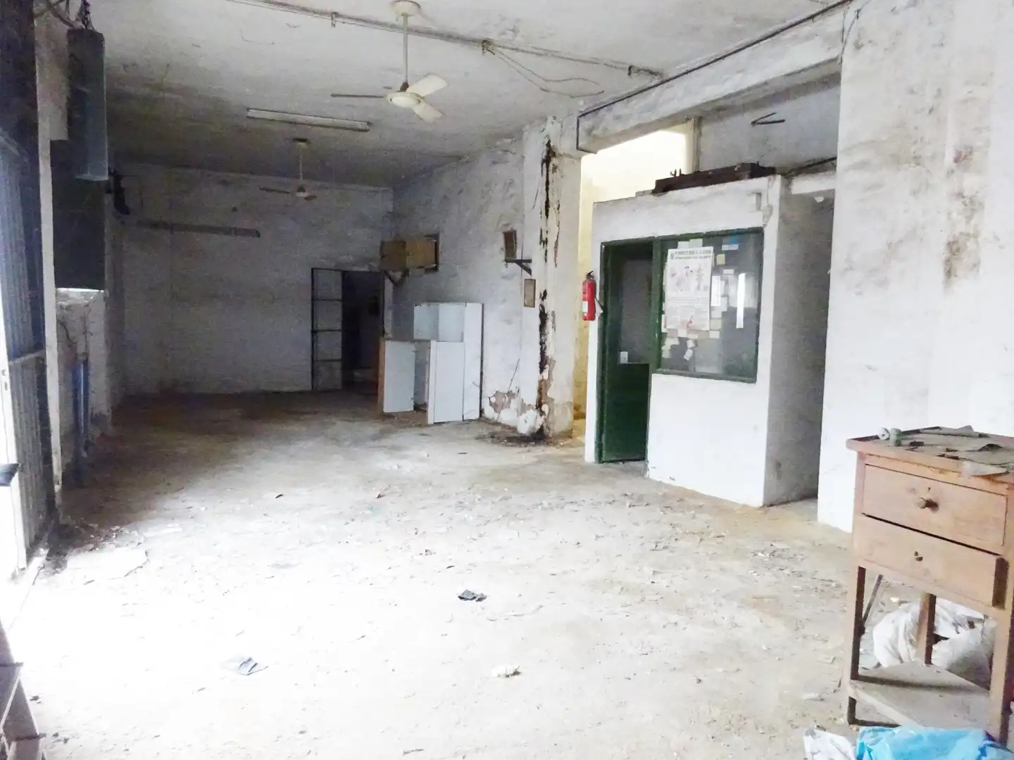 Local en venta en Sanlúcar la Mayor