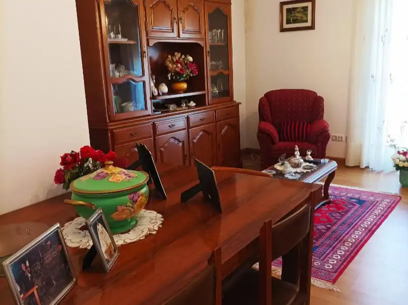 Comedor de Piso en venta en Taramundi, Asturias