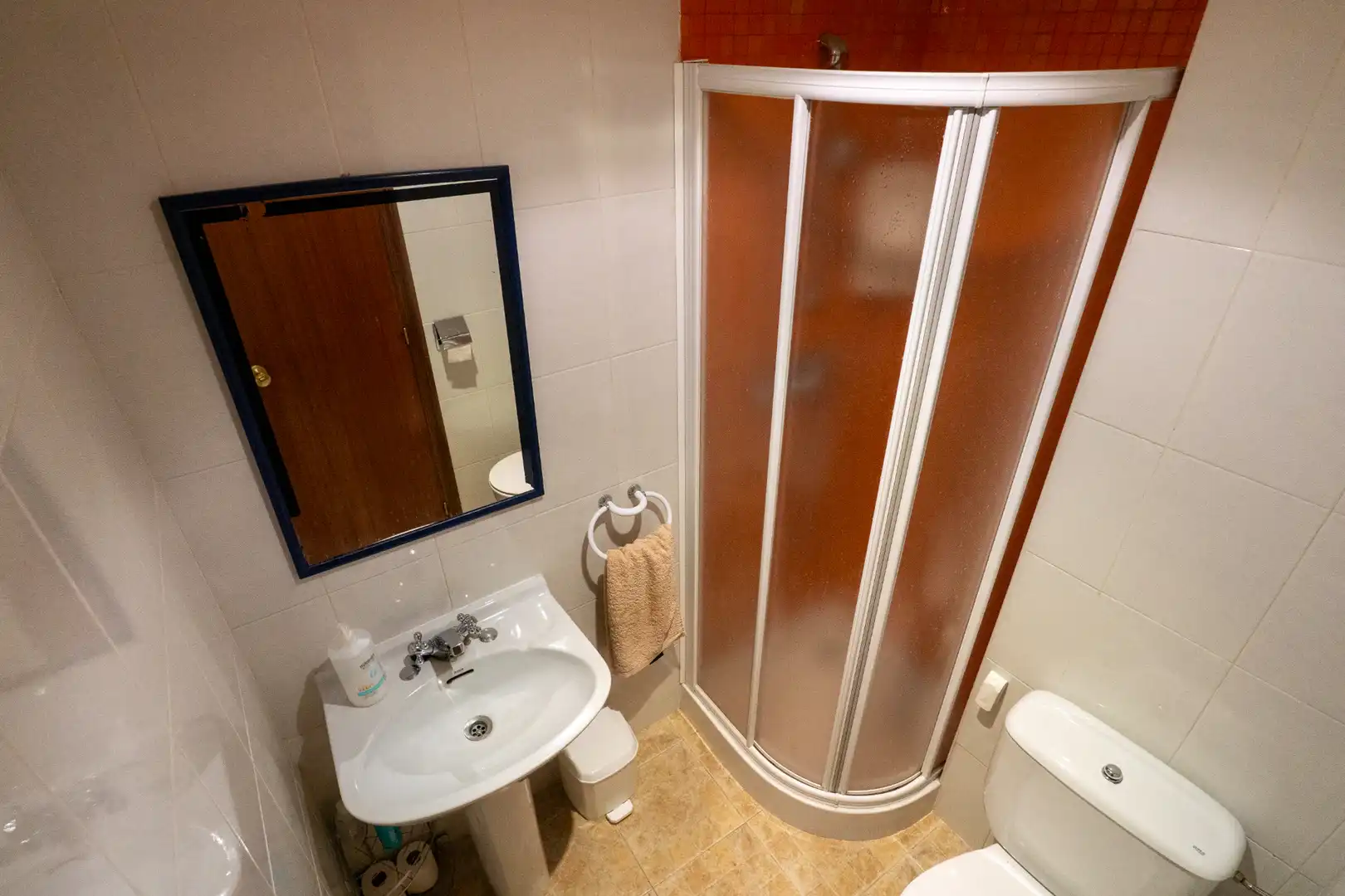 Baño de Piso en venta en Ibi con Calefacción, Amueblado y Balcón