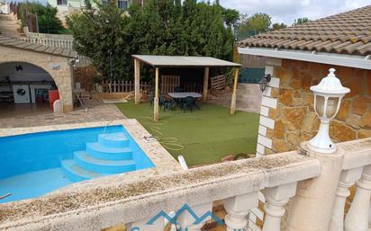 Piscina de Casa o xalet en venda en Picassent amb Aire condicionat, Calefacció i Jardí privat