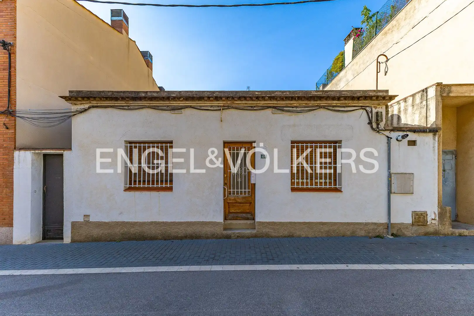 Vista exterior de Casa o chalet en venta en Sant Cugat del Vallès con Aire acondicionado, Calefacción y Jardín privado