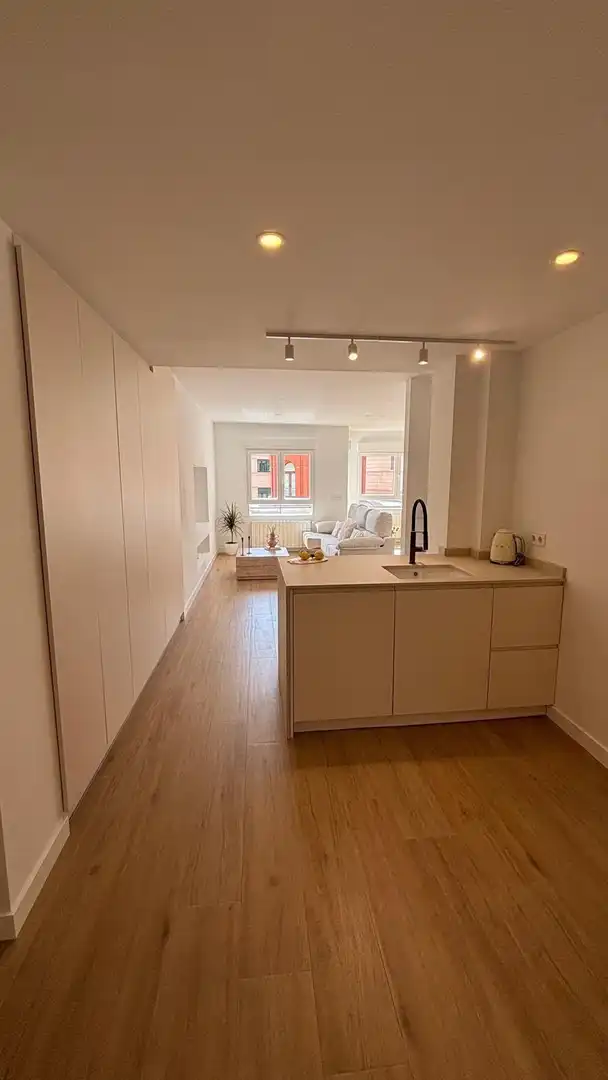 Flat for sale in Feria