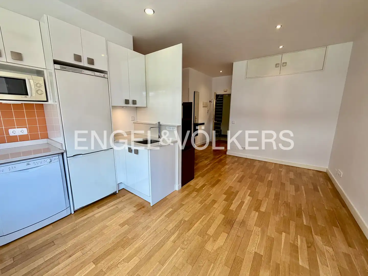 Kitchen of Flat for rent in Madrid  with Air Conditioner and Heating