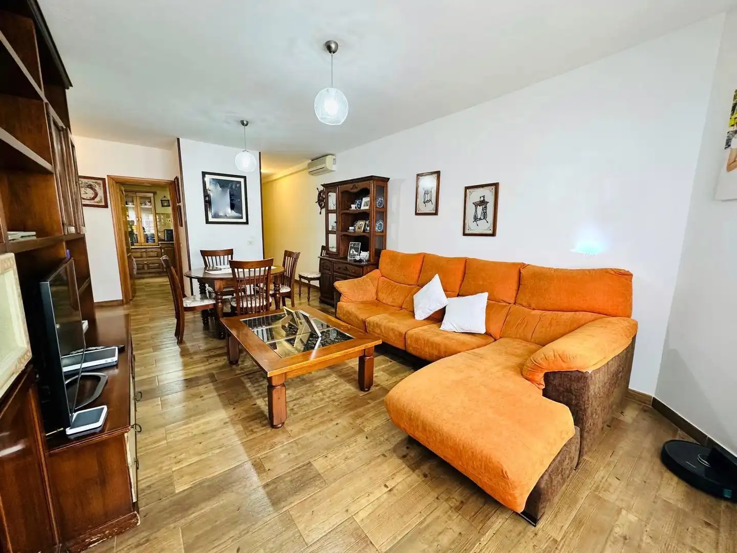 Sala d'estar de Apartament en venda en Santa Lucía de Tirajana amb Aire condicionat i Moblat