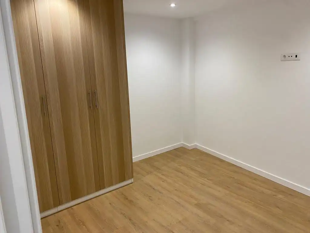 Piso de alquiler en A Coruña Capital  con Calefacción