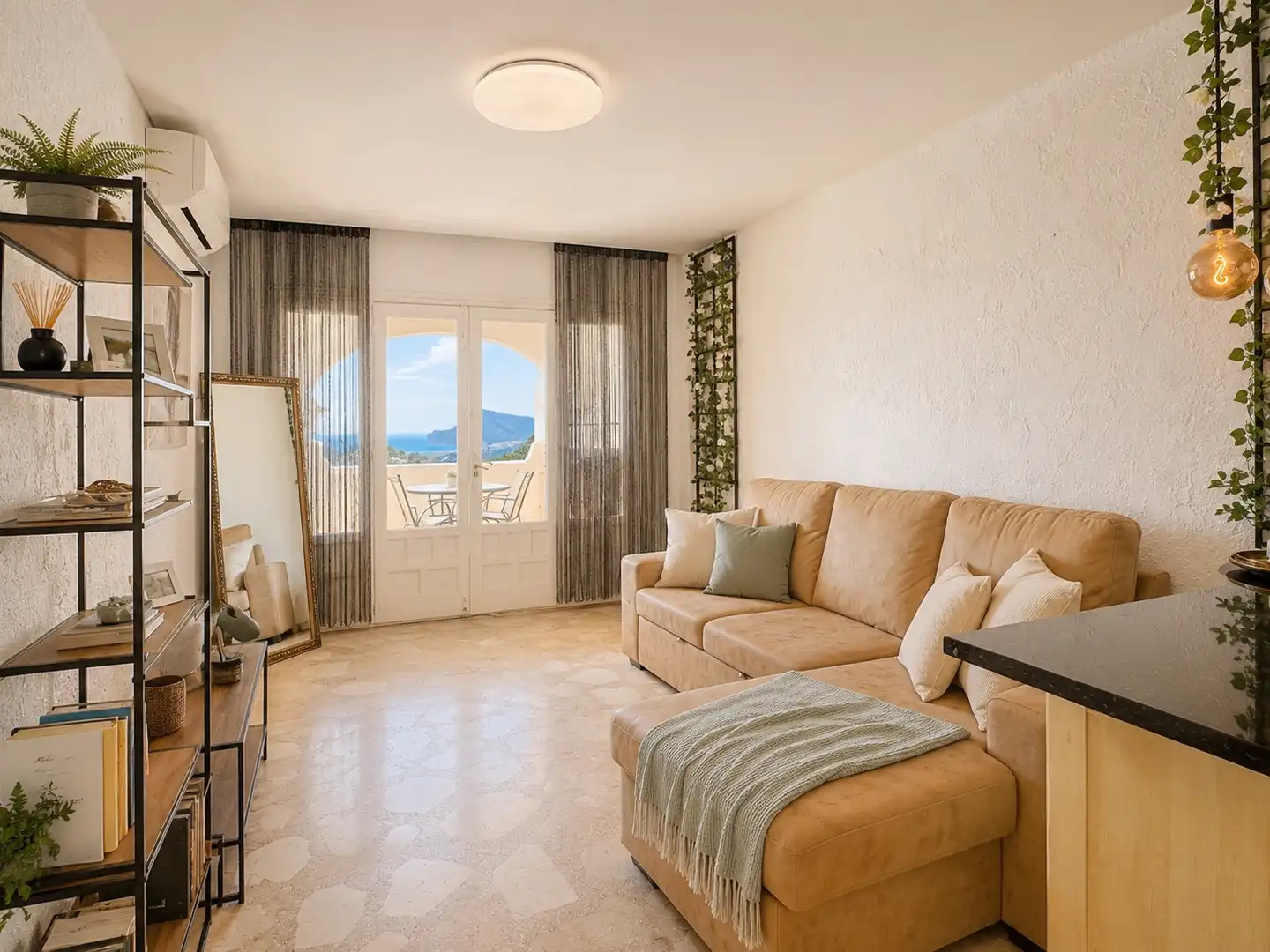 Sala de estar de Dúplex en venta en Altea con Aire acondicionado, Terraza y Amueblado