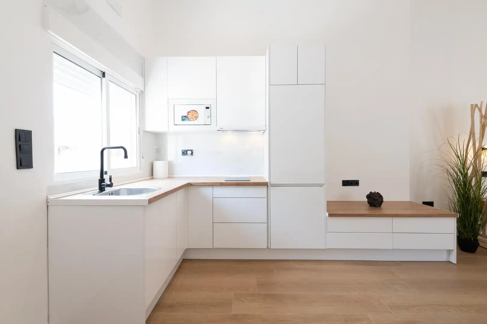 Kitchen of Flat for sale in Málaga  with Furnished
