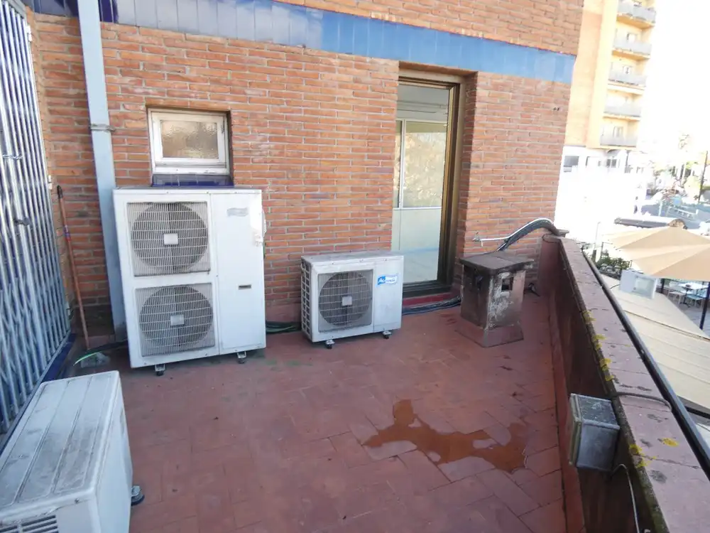 Office space to rent in Centre - Cordelles, imagen 6