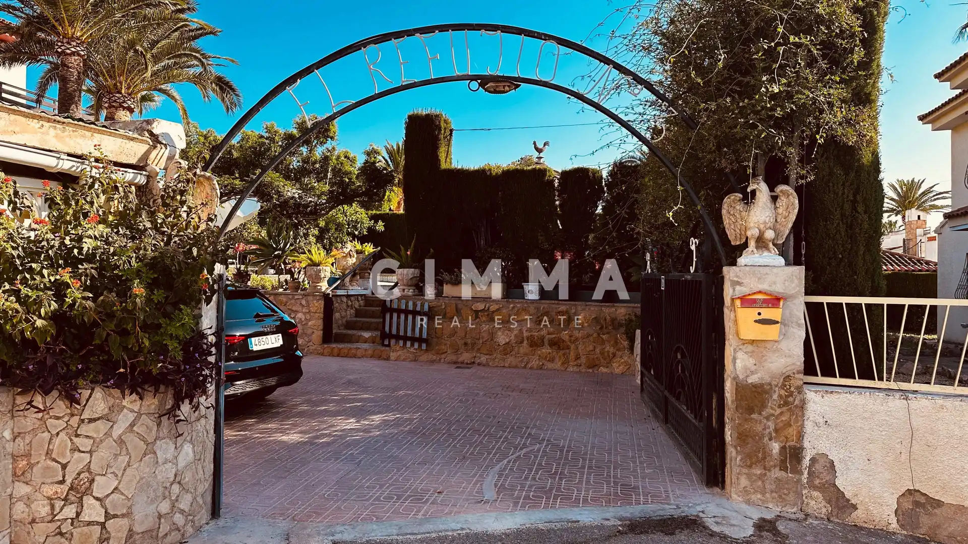 Vista exterior de Casa o chalet en venta en La Nucia con Aire acondicionado, Calefacción y Jardín privado