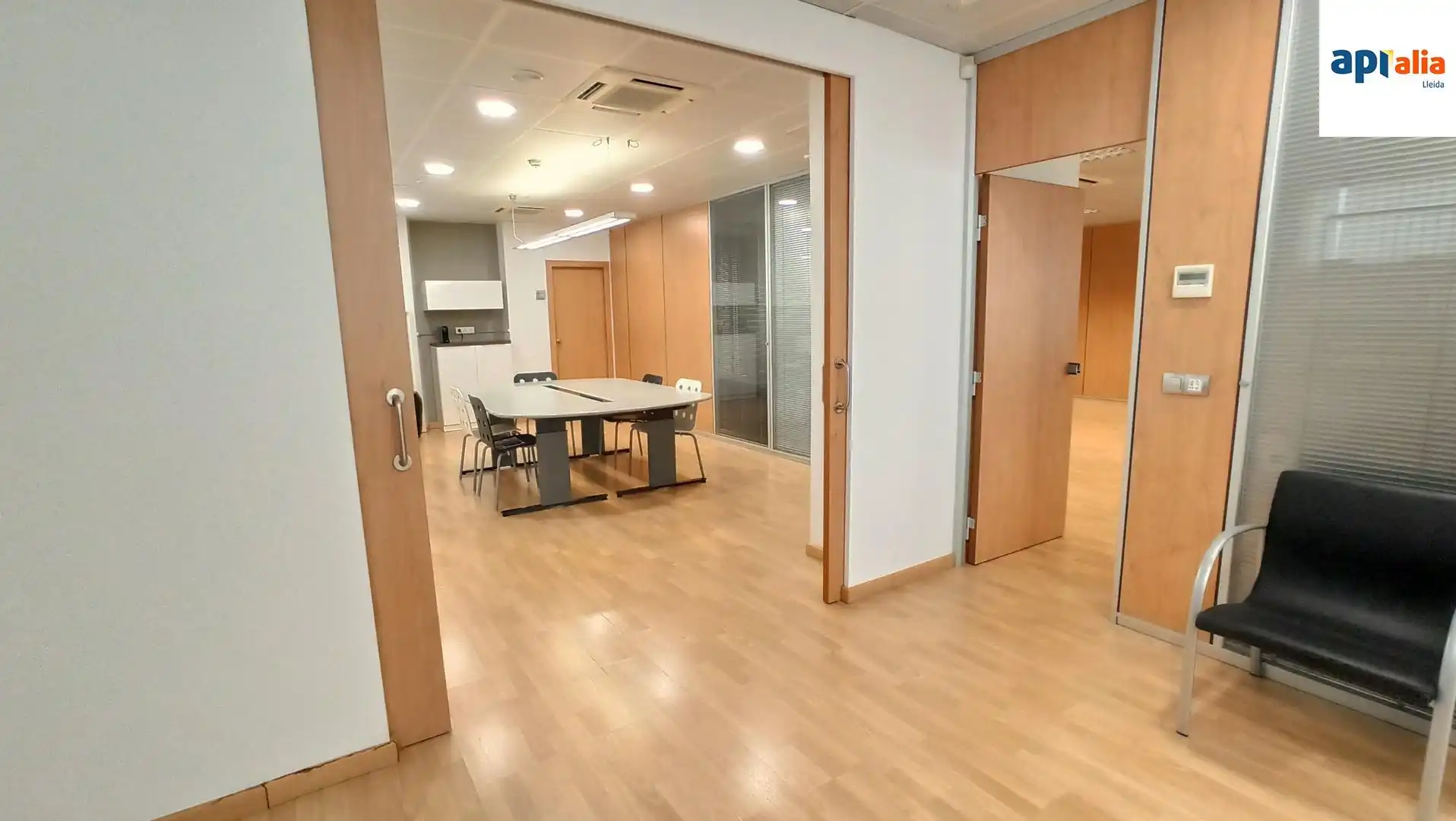 Office space with lift for sale in de Llorenç Agustí Claveria 105, imagen 23