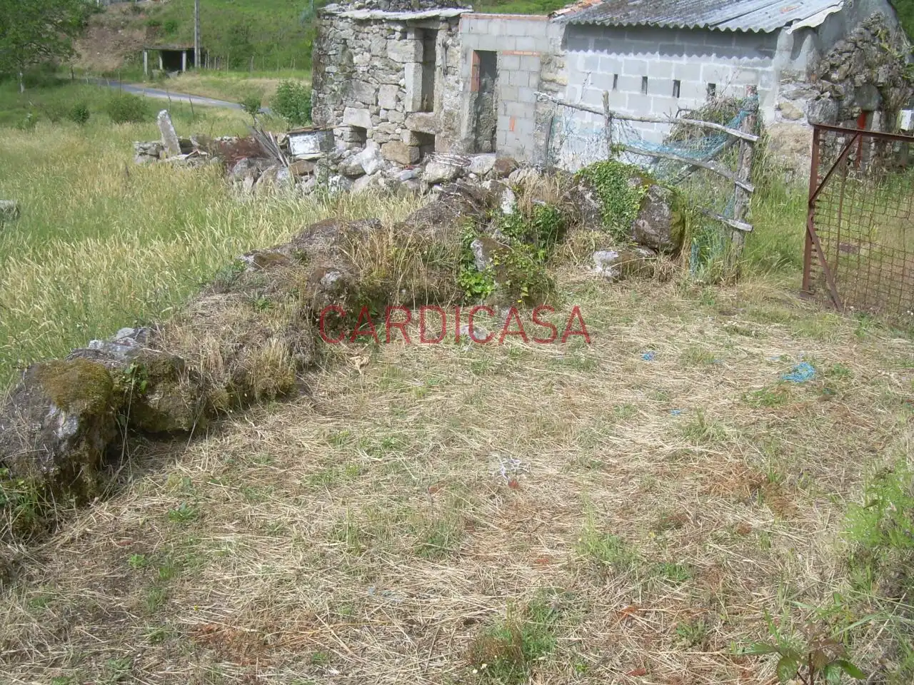 Casa rústica amb jardí en venda a Vilariño, imagen 9