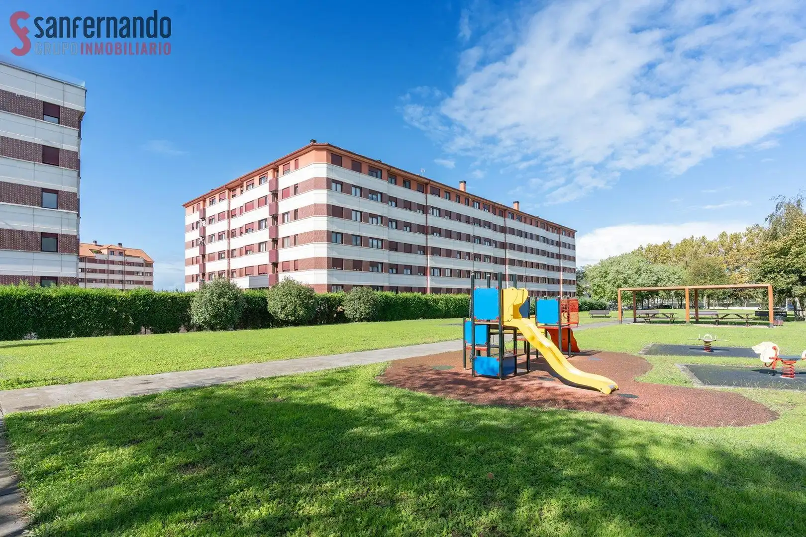 Vista exterior de Piso en venta en Alisal - San Román