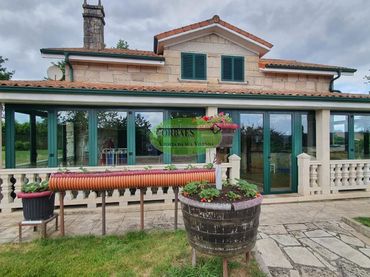 Chalet con jardín en venta en O Carballiño