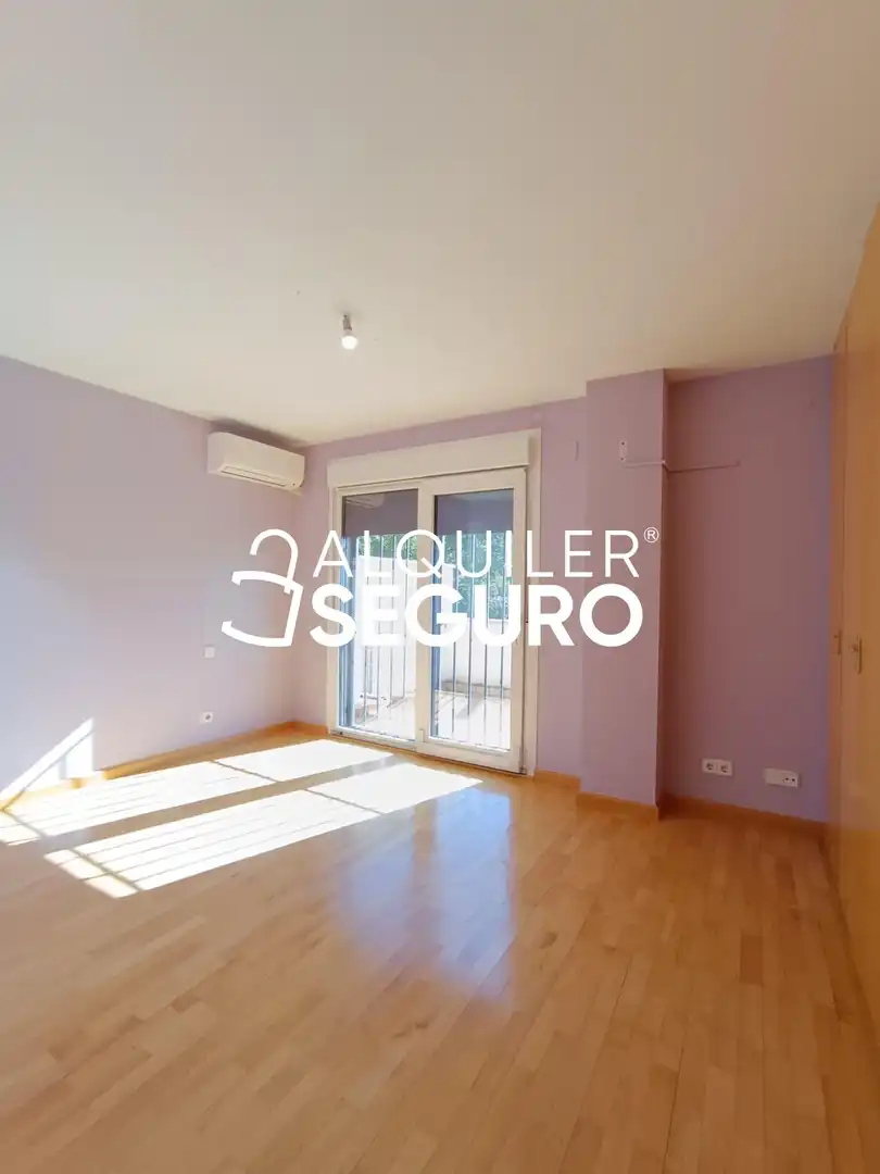 Dormitori de Casa o xalet de lloguer en Aranjuez amb Calefacció, Terrassa i Traster