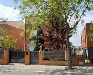 Exterior view of House or chalet for sale in La Granada  with Private garden and Community pool