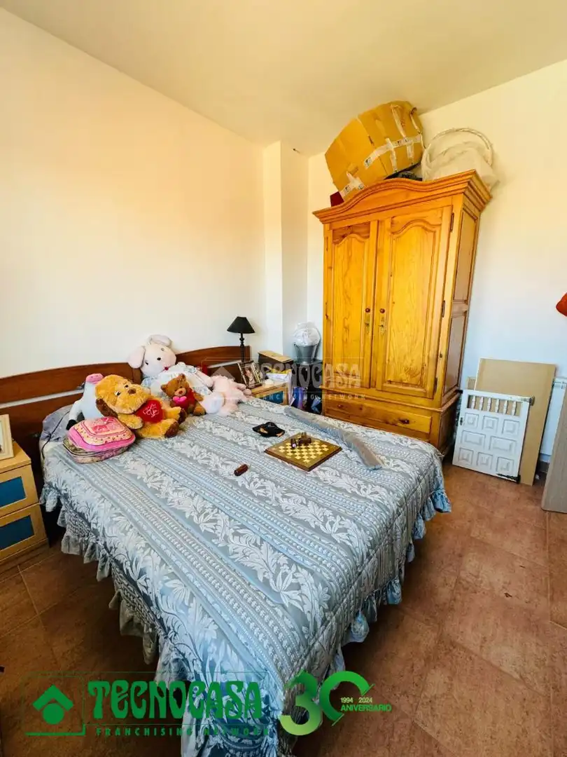Dormitori de Casa adosada en venda en Burguillos de Toledo