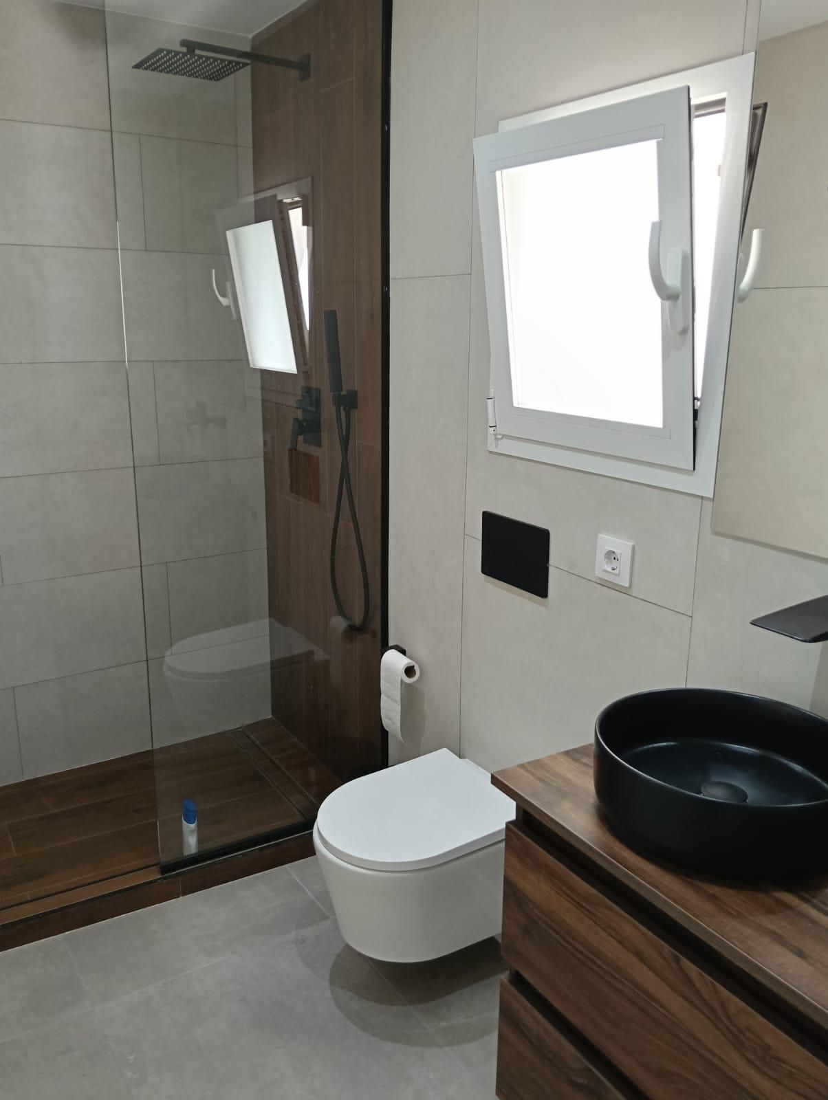 Bany de Pis en venda en Arcos de la Frontera amb Aire condicionat