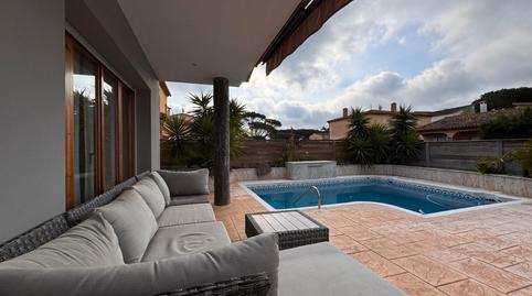 Foto 2 de Casa o xalet en venda a Carrer Enric Morera, Mont-ras, Girona