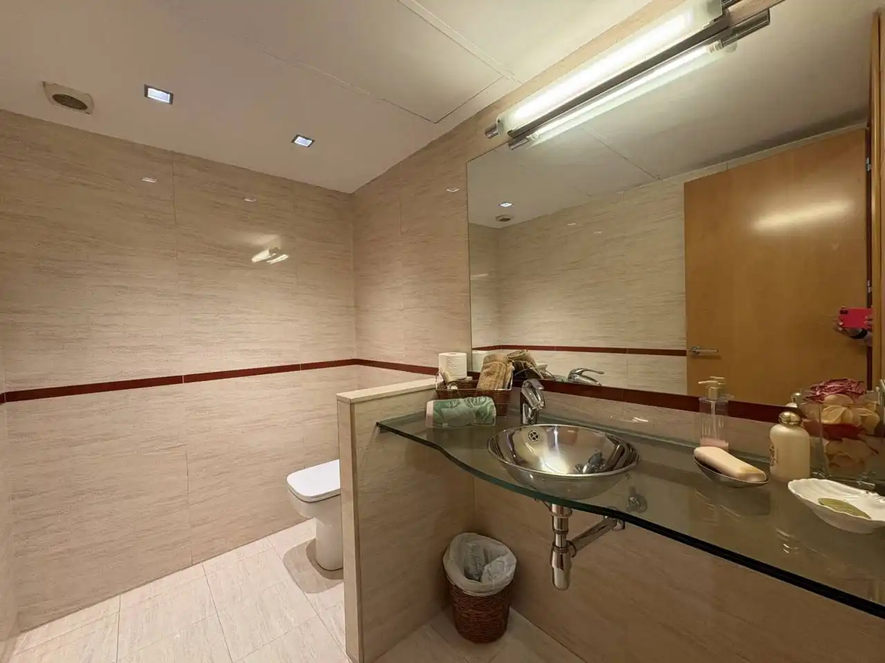 Badezimmer von Maisonette zum Verkauf in La Seu d'Urgell mit Heizung, Parkett und Abstellraum